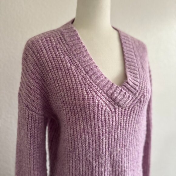 Banana Republic Sweaters - 💜 **Banana Republic Merino-Blend Oversized V-Neck Sweater – Size Small** 💜